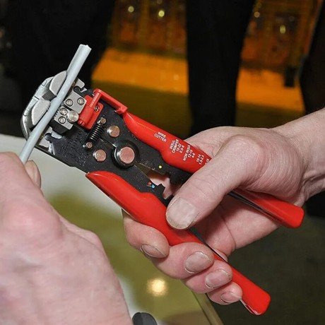 hi2m1Vx2ygrfKm3Ce28LS7MUTqwnkqTvhxqNi87C pince à dénudé et à coupé le fil – Image 1